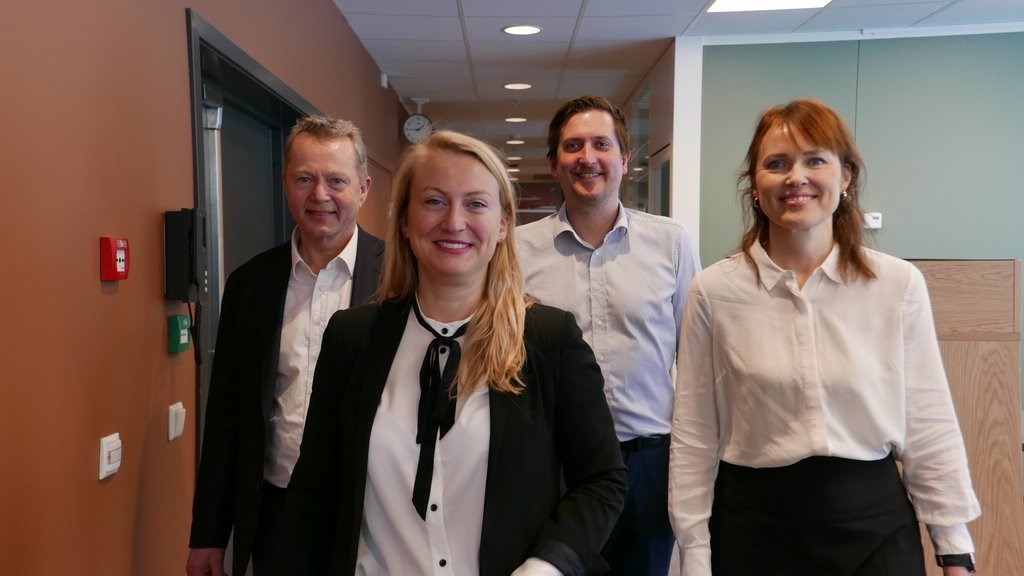 Fredrik Riise, leder digitale juridiske tjenester i NHO Geneo, Cecilie Wille Søvik, direktør for arbeidsliv i NHO Geneo og Sigurd Løkholm, strategisk rådgiver-advokat i NHO Geneo, og Linda Leiro Egseth, advokat i NHO Geneo.
